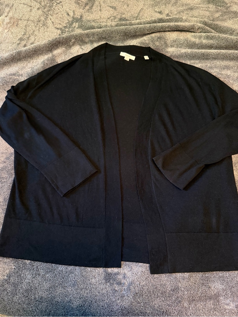 Vince cardigan